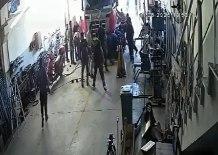 Aksaray'da sanayi sitesinde TIR faciasından dönüldü