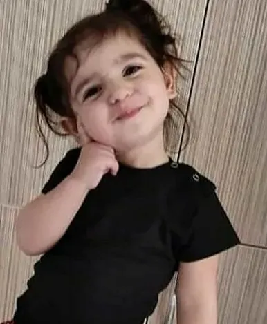 Mantar zehirlenmesinden dönen Nisanur dördüncü yaş gününü kutladı