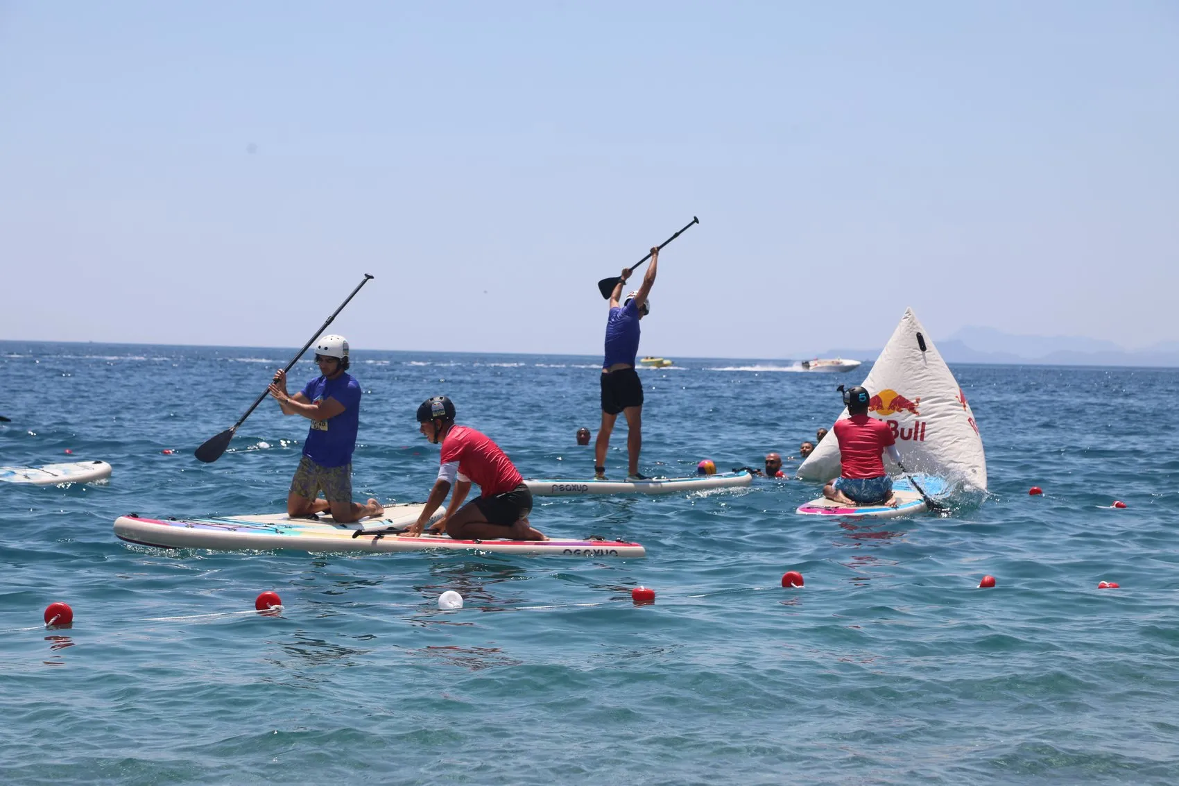 Antalya kıyılarında heyecan dolu SUP turnuvası