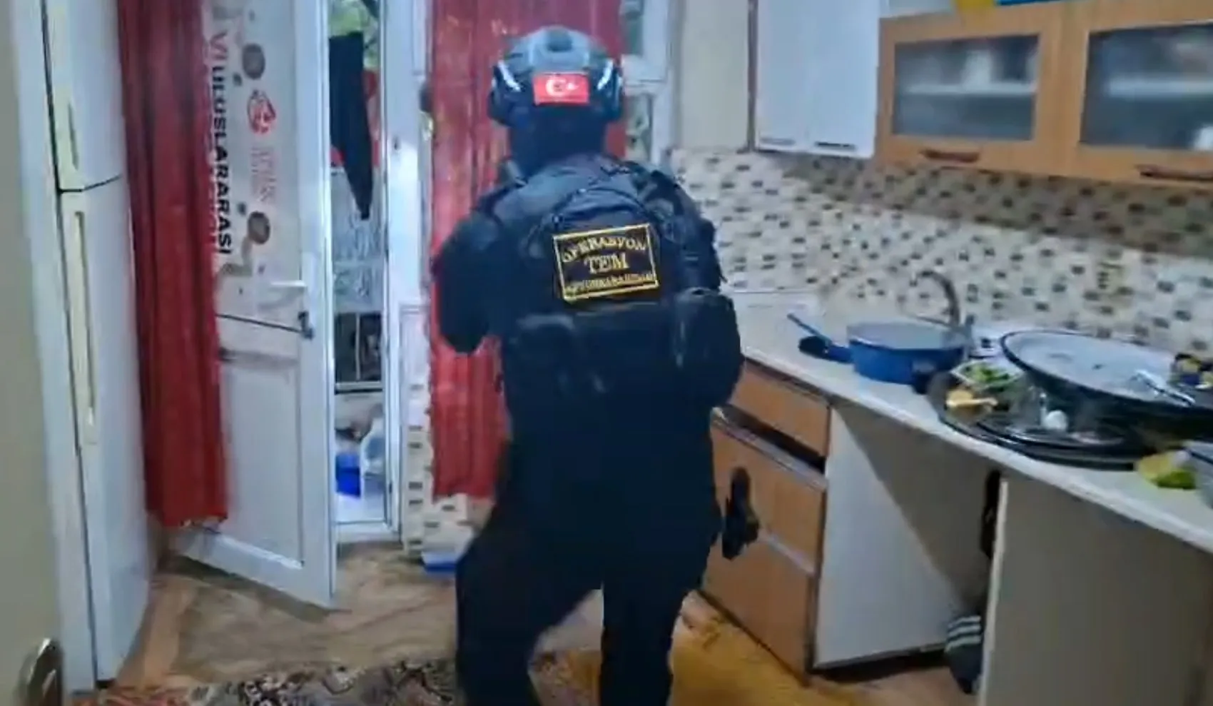 Afyonkarahisar polisinden DEAŞ operasyonu