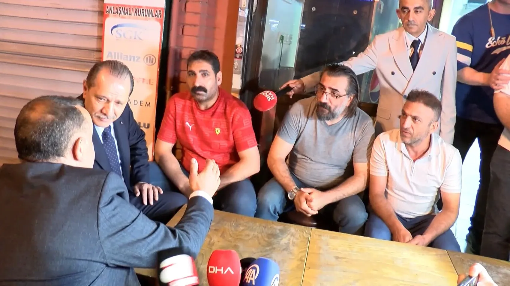 Beyoğlu sokaklarında geniş çaplı narkotik denetimi