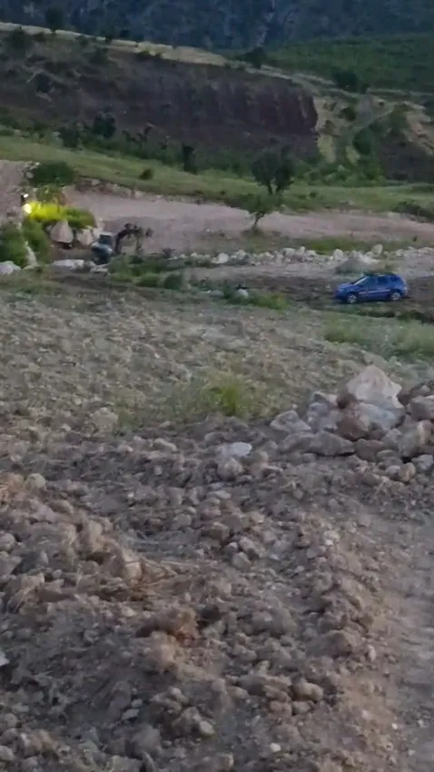 Siirt Pervari'de baba ve oğlunu ayıran acı kaza
