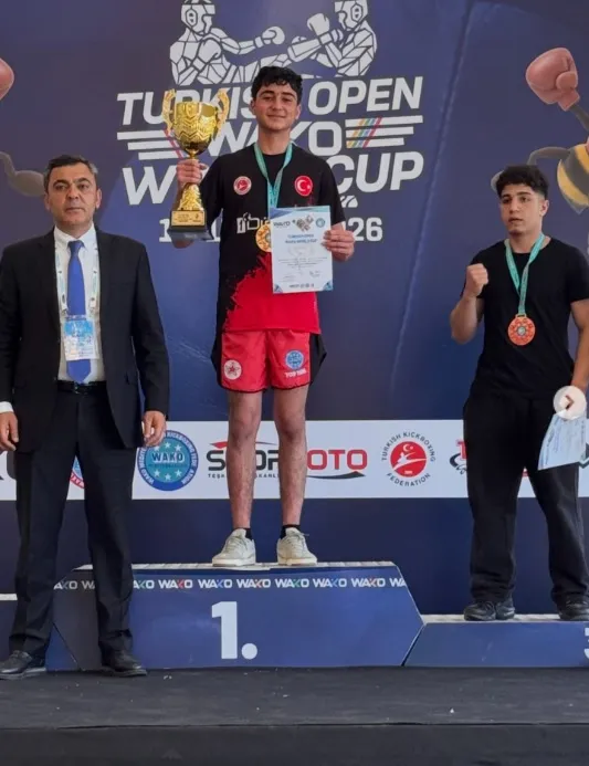 Kayserili genç sporcu dünya kupasında altın madalyayı kaptı
