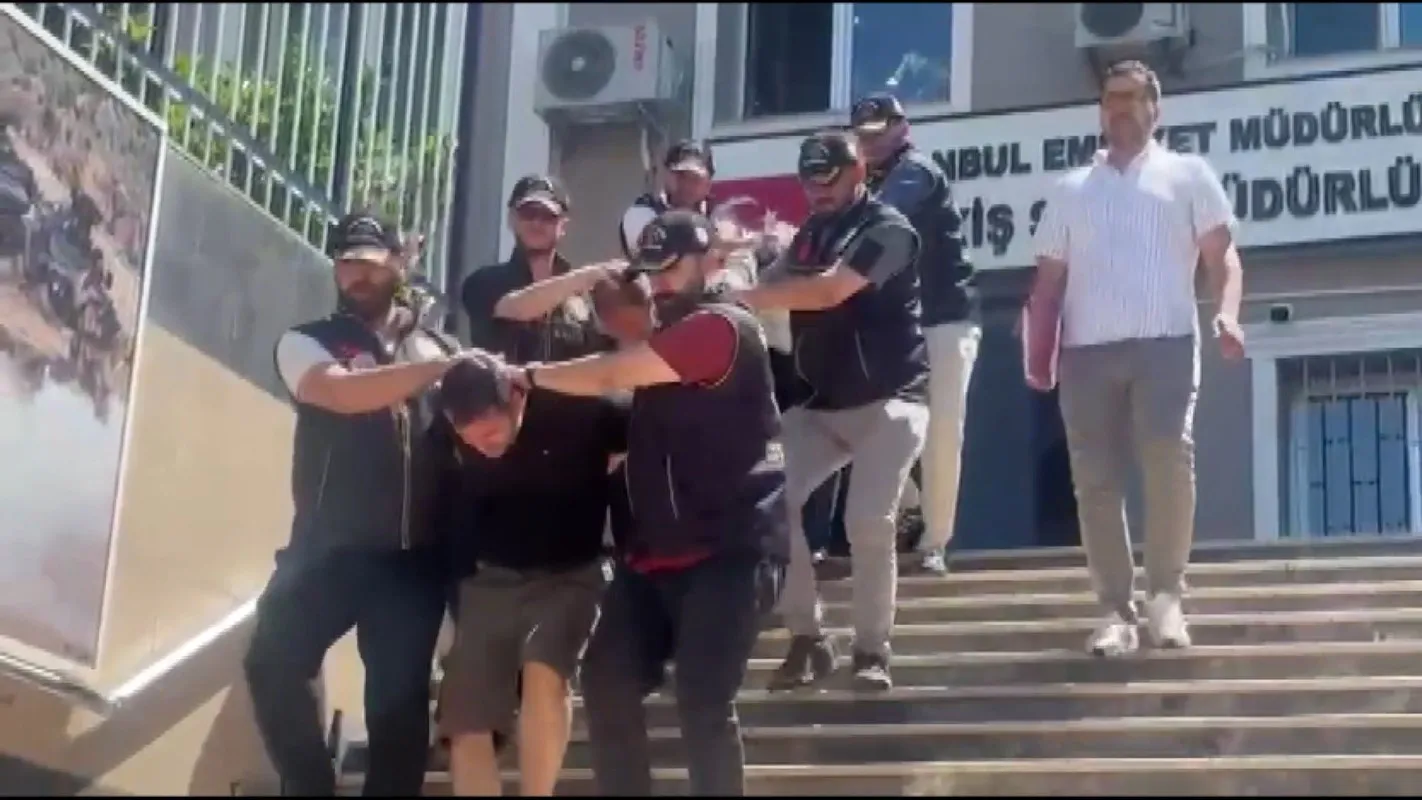 Eyüpsultan'da yaşlı kadını sahte operasyon yalanıyla dolandıran 3 kişi tutuklandı