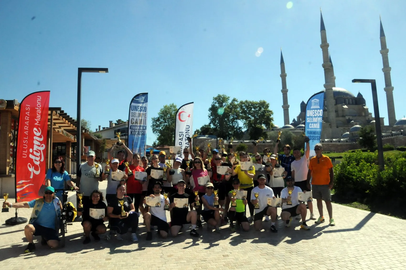 Selimiye Camisi için Edirne sokaklarında 15 kilometrelik vefa koşusu