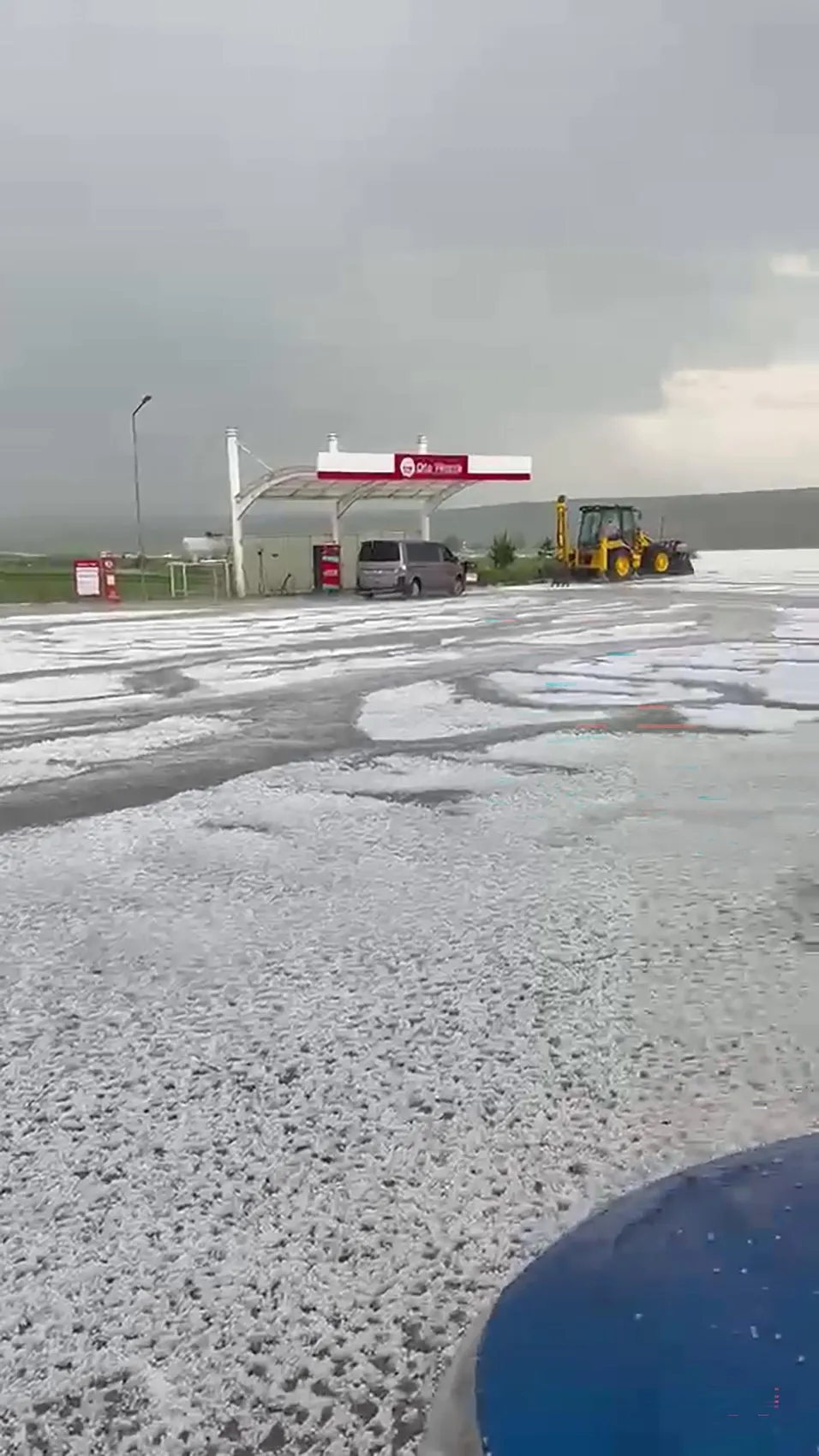 Kars Arpaçay'da dolu ve sel tarım arazilerini vurdu