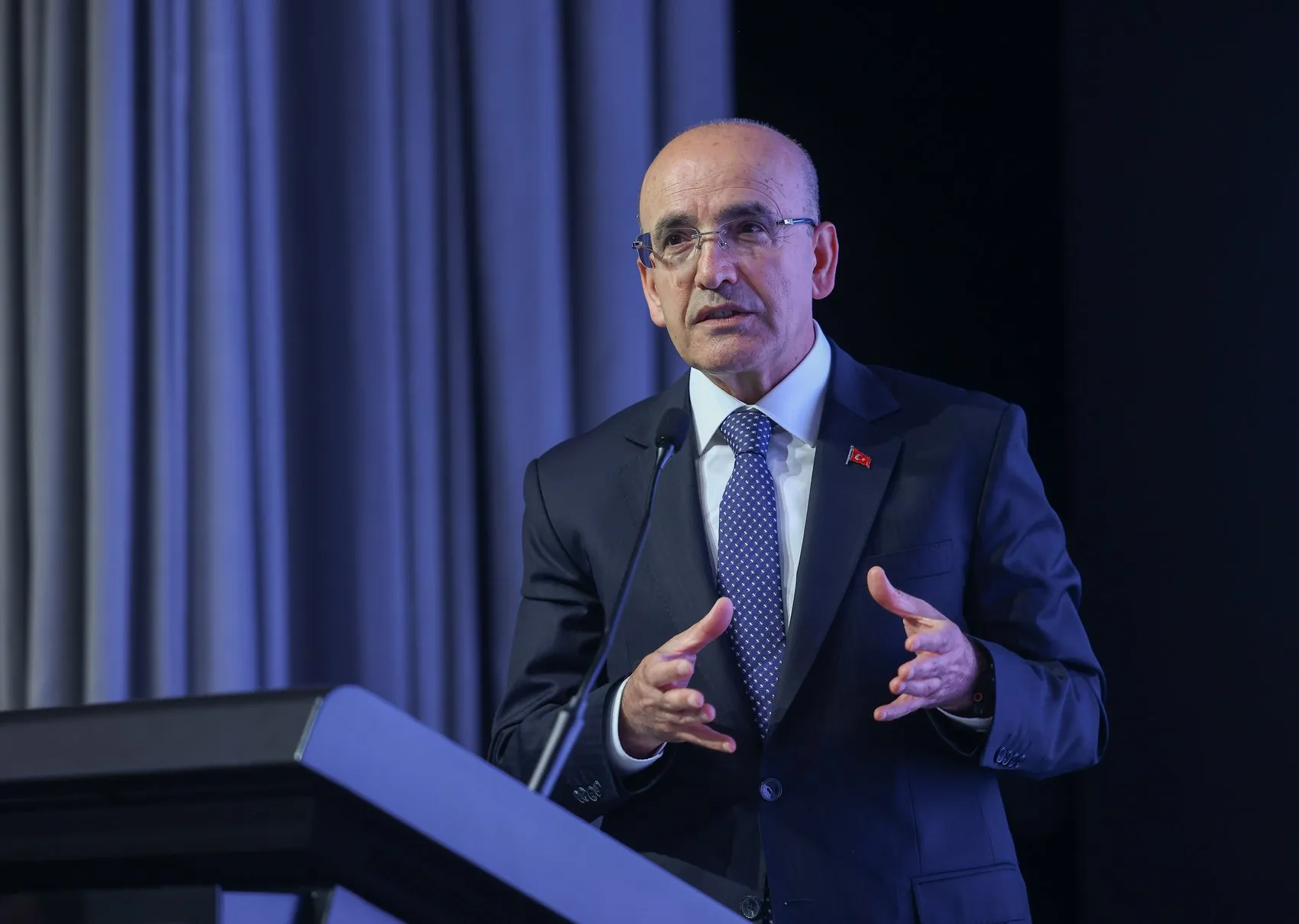 Üreticiye vergi indirimi müjdesi Bakan Şimşek yatırımcıyı Türkiye'ye çağırdı