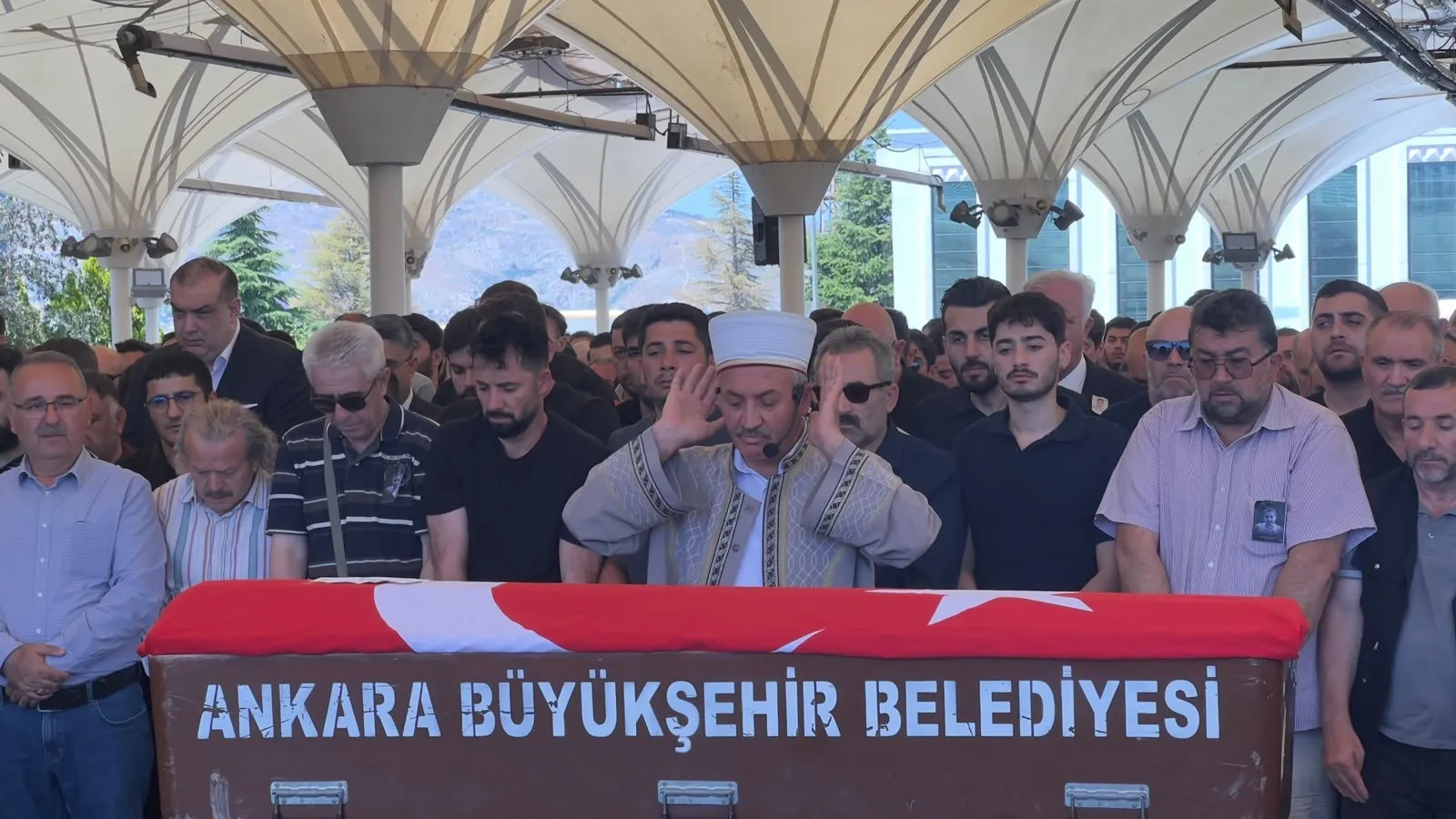 Kırıkkale'deki patlamada hayatını kaybeden uzmanlar son yolculuğuna uğurlandı