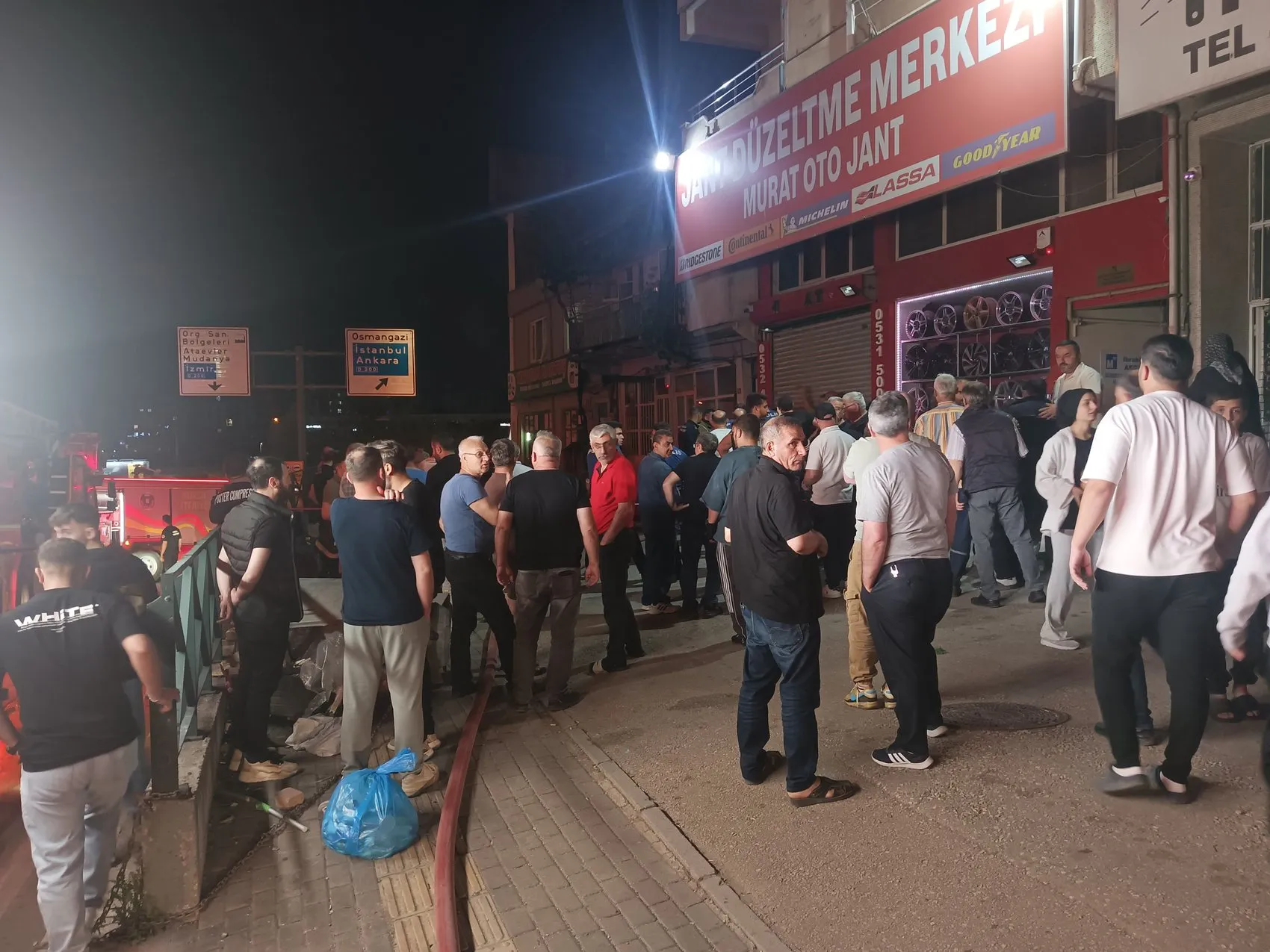 Nilüferde gece yarısı korkutan yangın