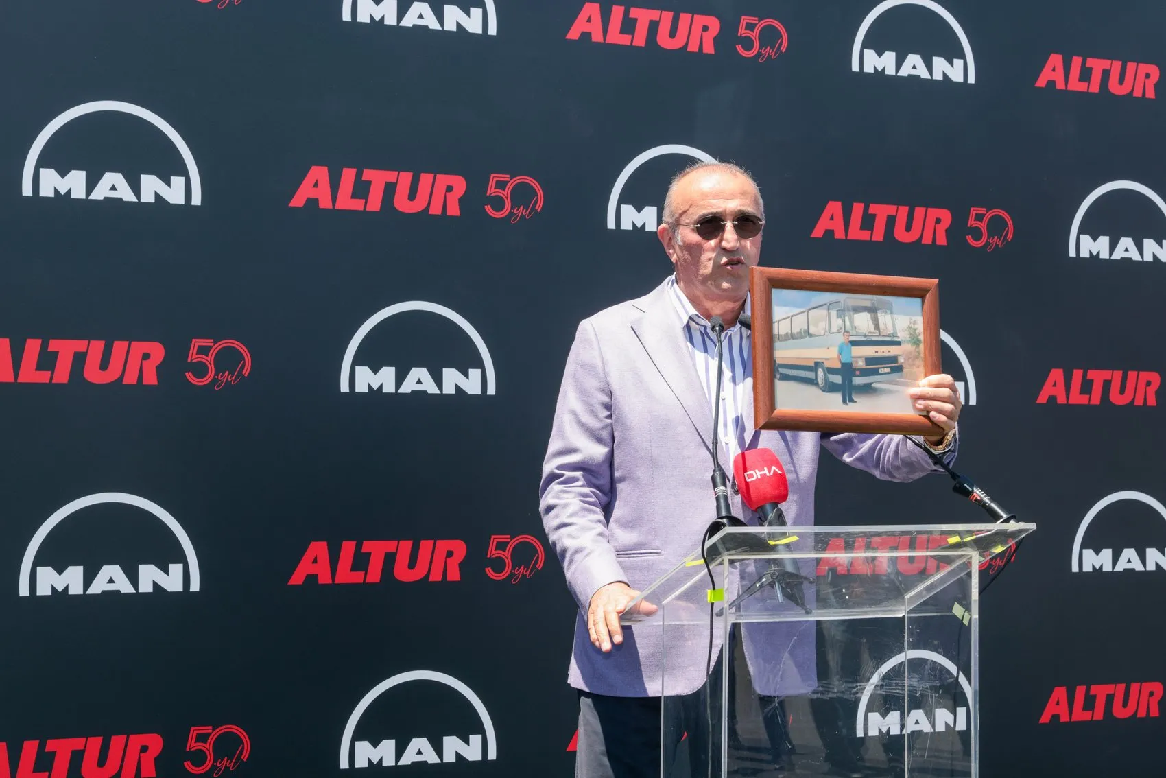 Abdurrahim Albayrak filosunu 30 yeni otobüsle büyüttü