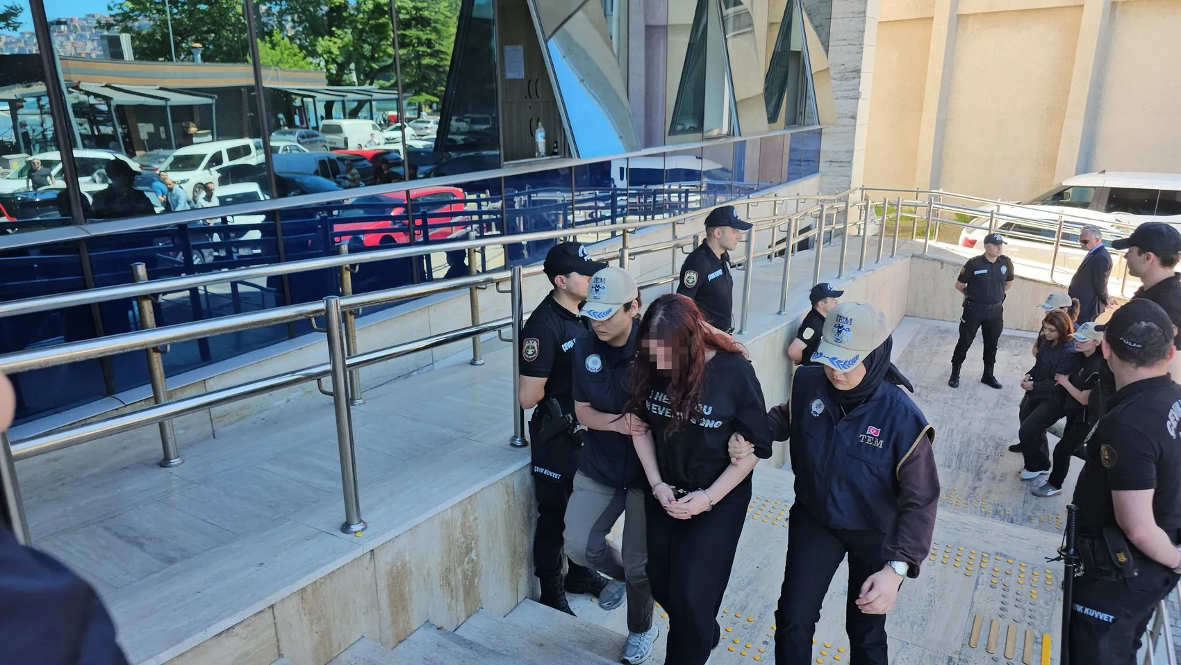 Zonguldak merkezli operasyonda üç üniversiteli tutuklandı