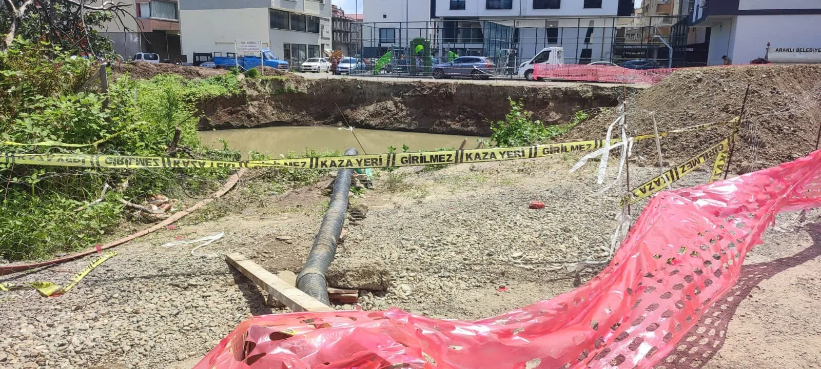 Trabzon Araklı'da inşaat temelinde acı ölüm