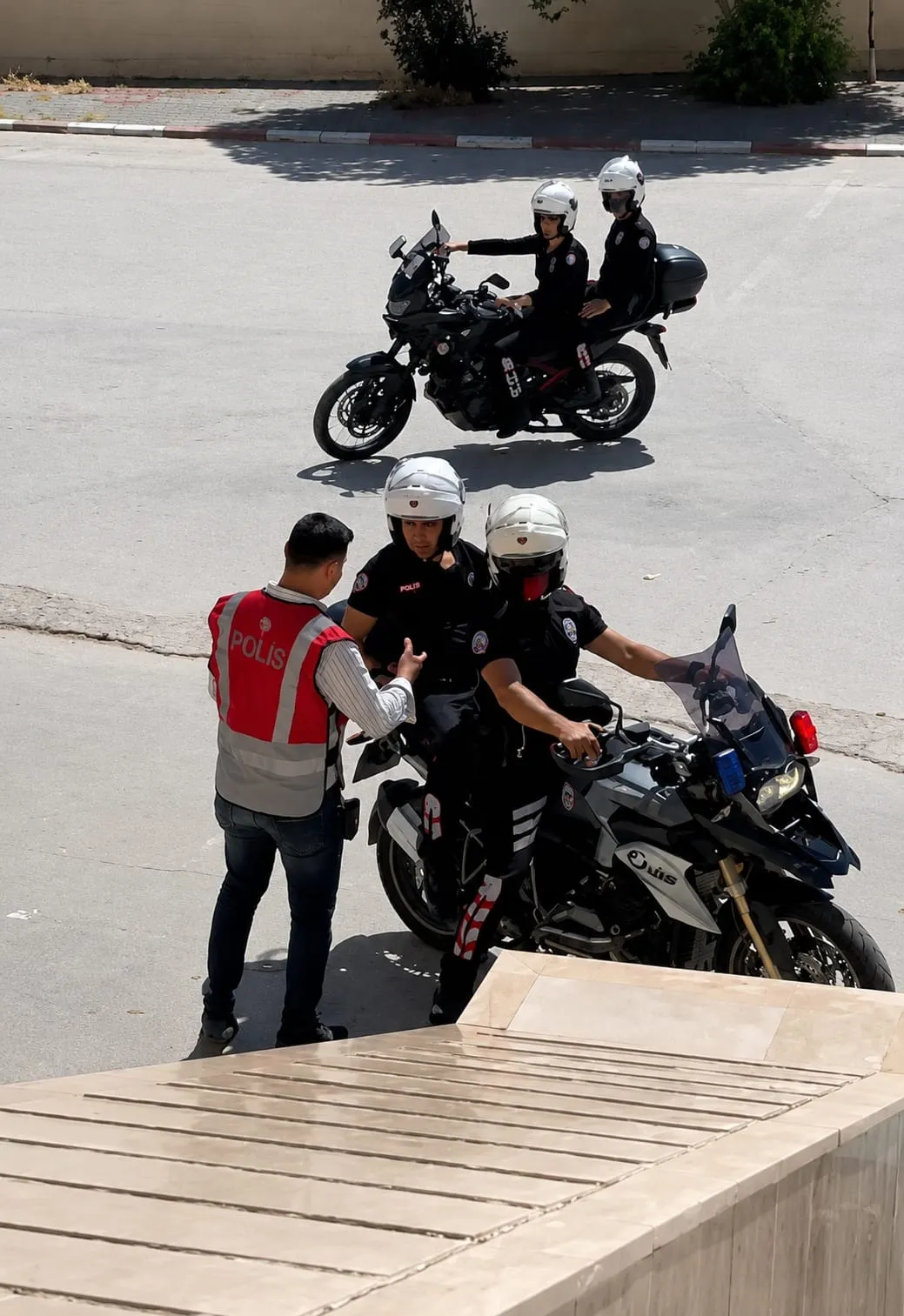 Şanlıurfa’da sınav stresi yaşayan öğrencilere polis desteği