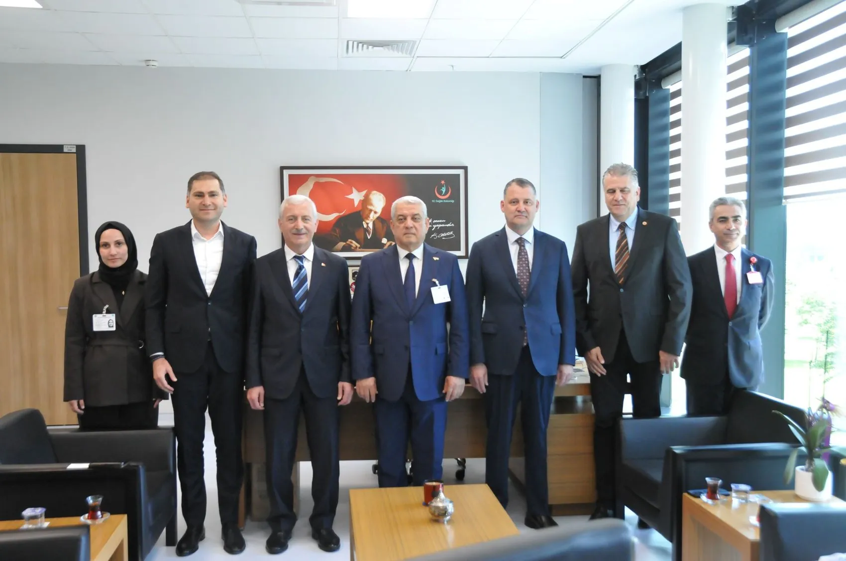 Tacikistanlı sağlık yetkilileri İstanbul Havalimanı sistemini inceledi