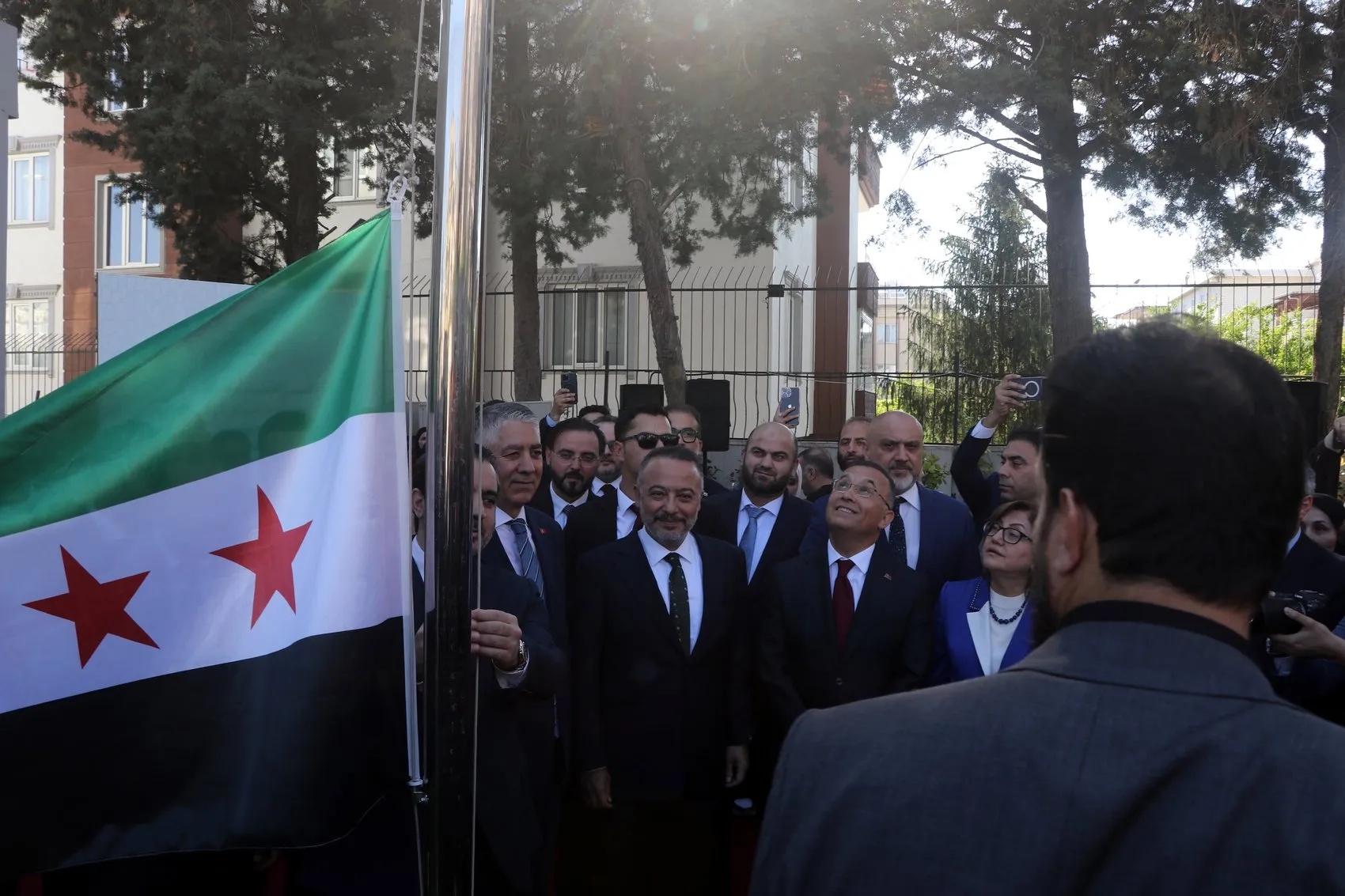 Suriye Gaziantep Başkonsolosluğu 15 yıl aradan sonra tekrar hizmete girdi