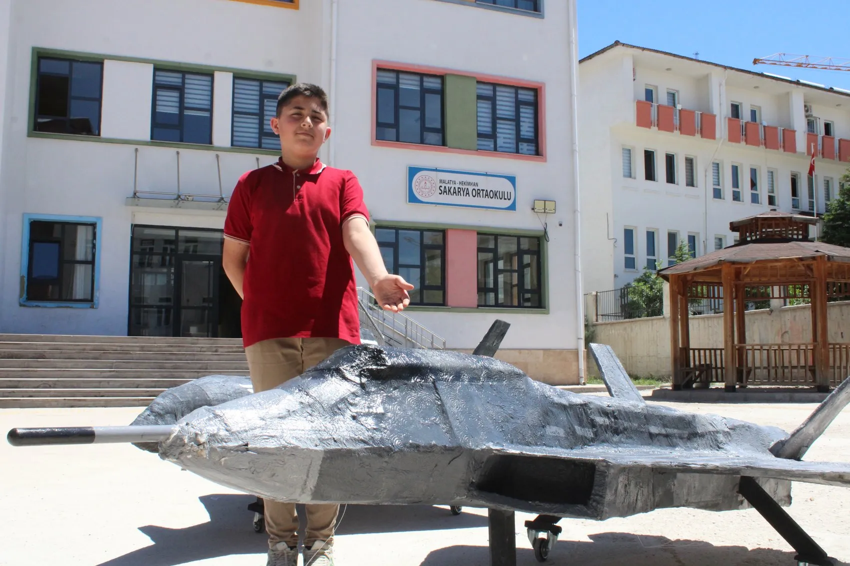 Malatyalı öğrencilerden geri dönüşümle milli gurur maketleri