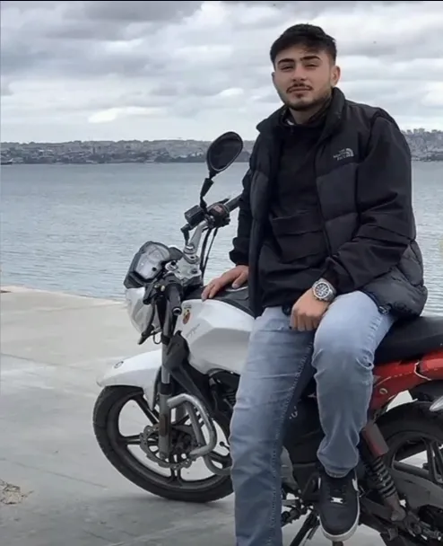 Metrobüste yan bakma kavgası kanlı bitti
