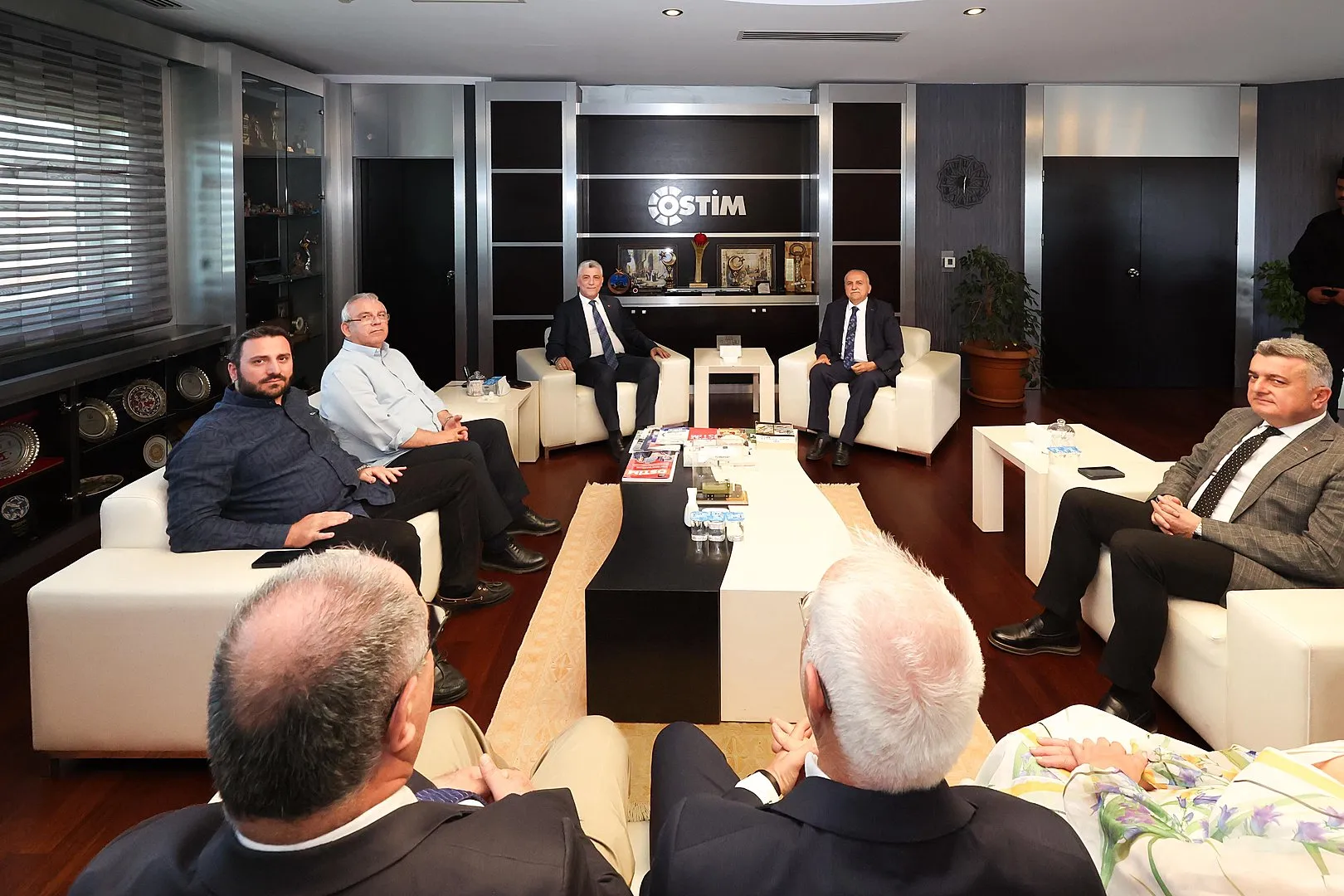 Ticaret Bakanı Ankara sanayisinin kalbi OSTİM'de incelemelerde bulundu