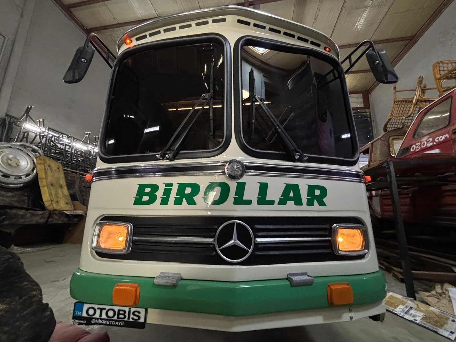 Bursa'da nostalji tutkusu Eski otobüsünü minyatür olarak yeniden inşa etti