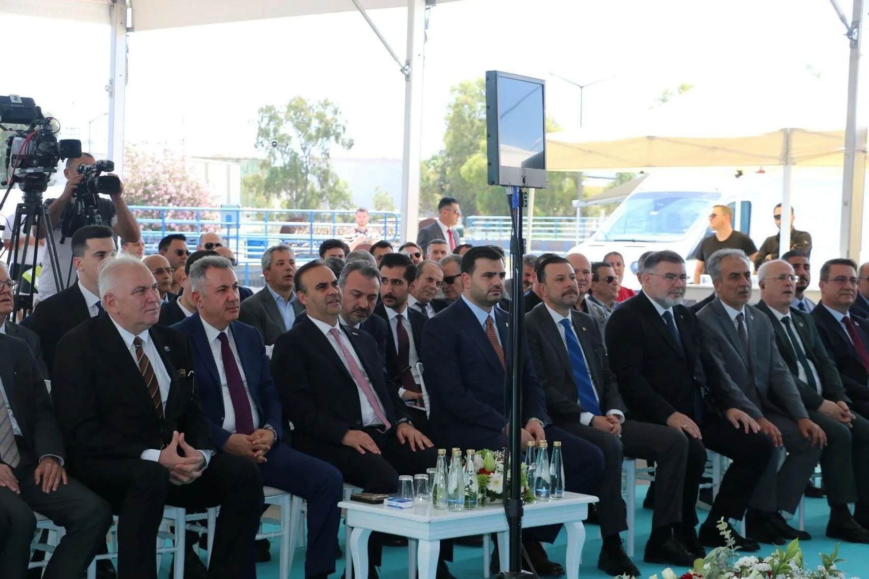 İzmir'de sanayi üretimi yeni yatırımlarla büyüyor