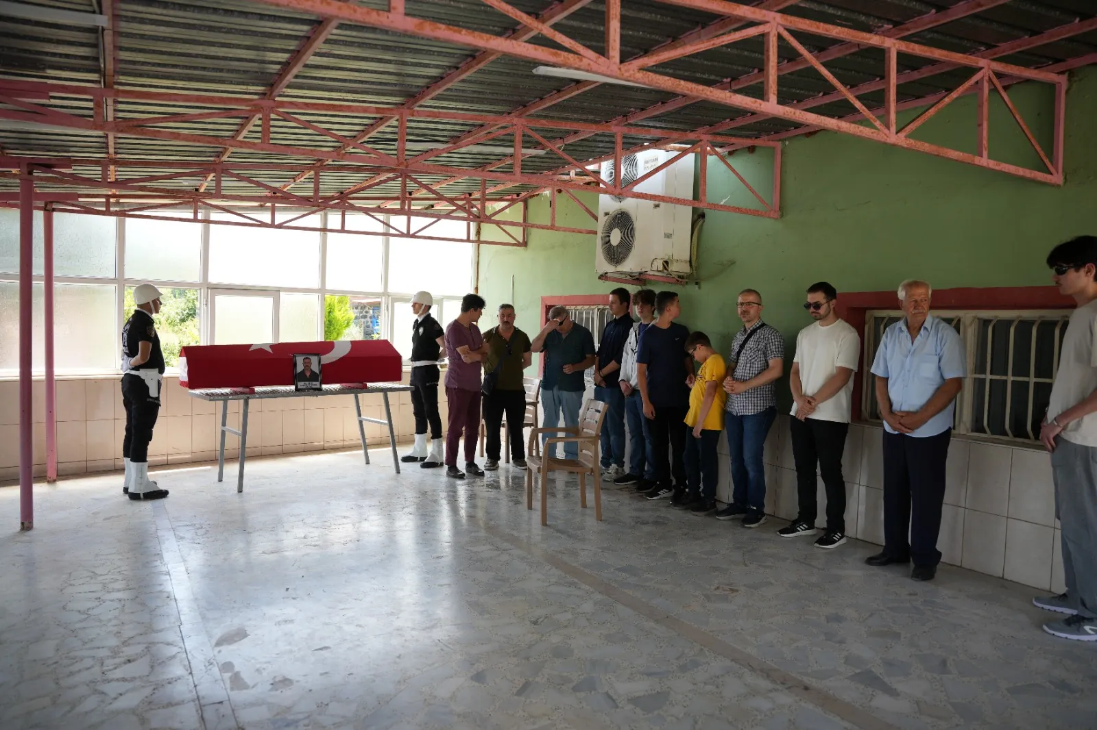 Emekli komiser yardımcısı feci kazada hayatını kaybetti