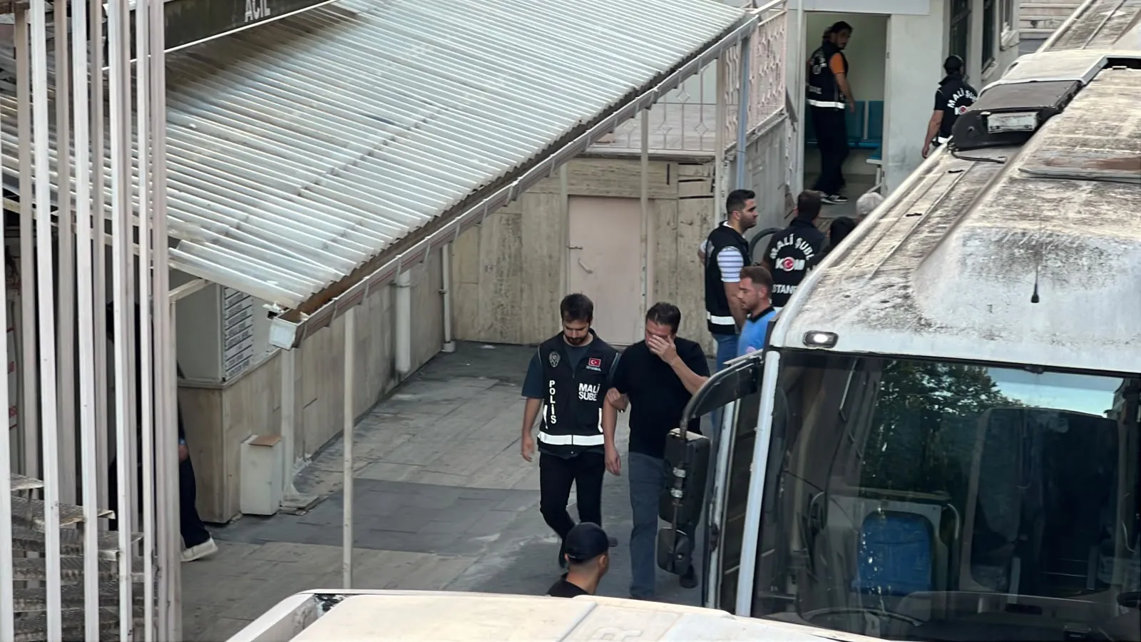 Silivri Belediyesi merkezli yolsuzluk operasyonunda isimler belli oldu