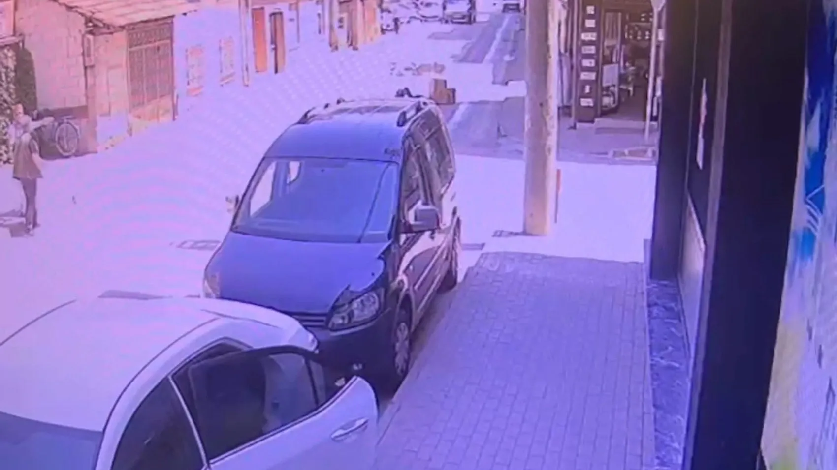 İnegöl'de yola dökülen mazot iki motosiklet kazasına yol açtı