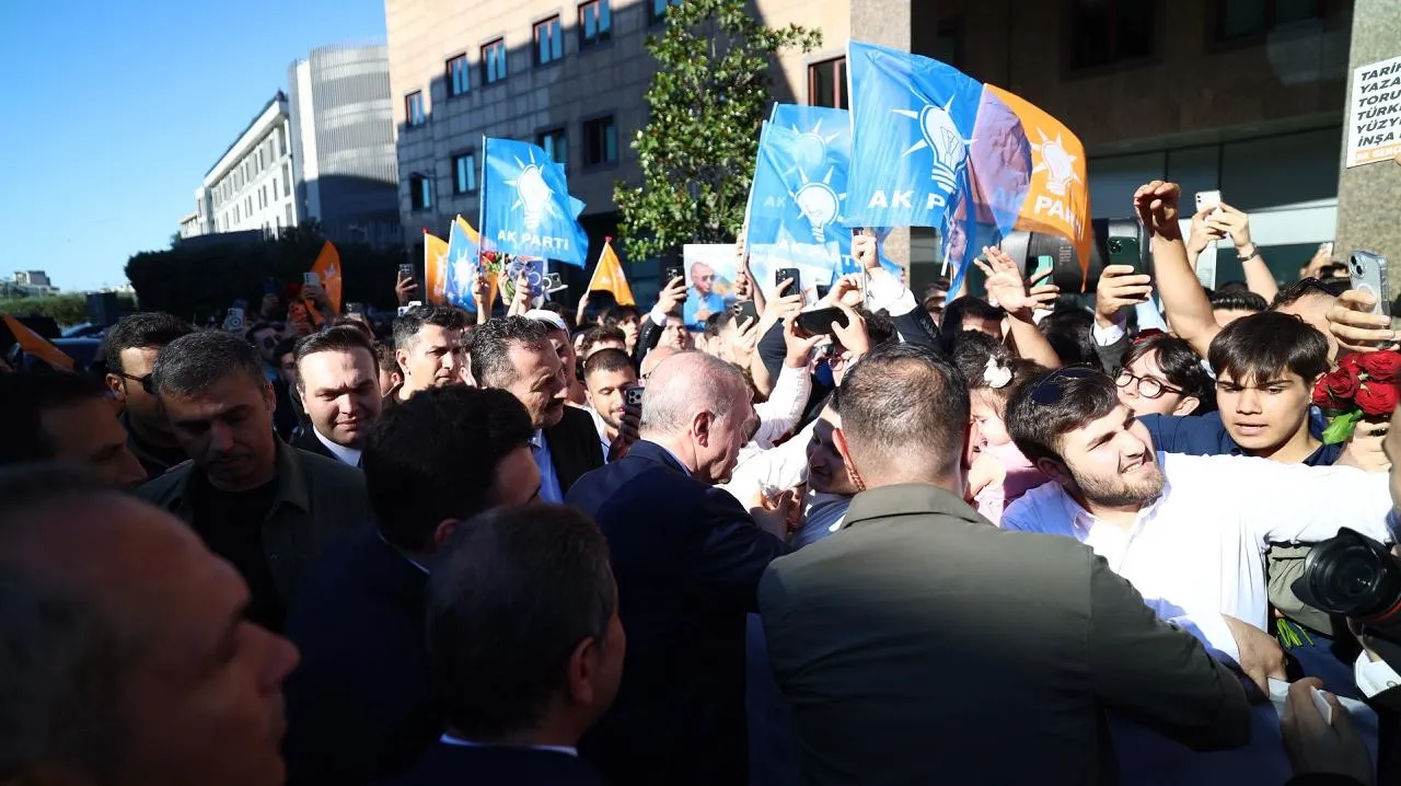 Gençlerden Erdoğan'a özel Babalar Günü hediyesi