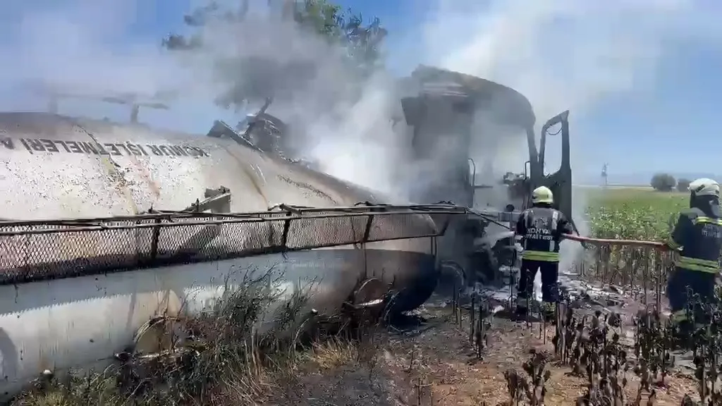 Konya yolunda tanker faciası son anda atlatıldı