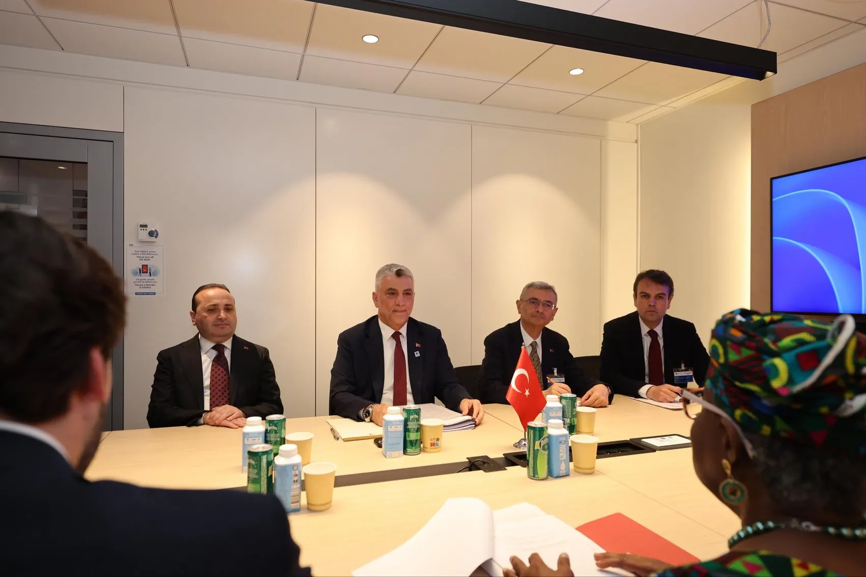 Ticaret Bakanı Bolat Paris'te küresel ticaretin rotasını konuştu