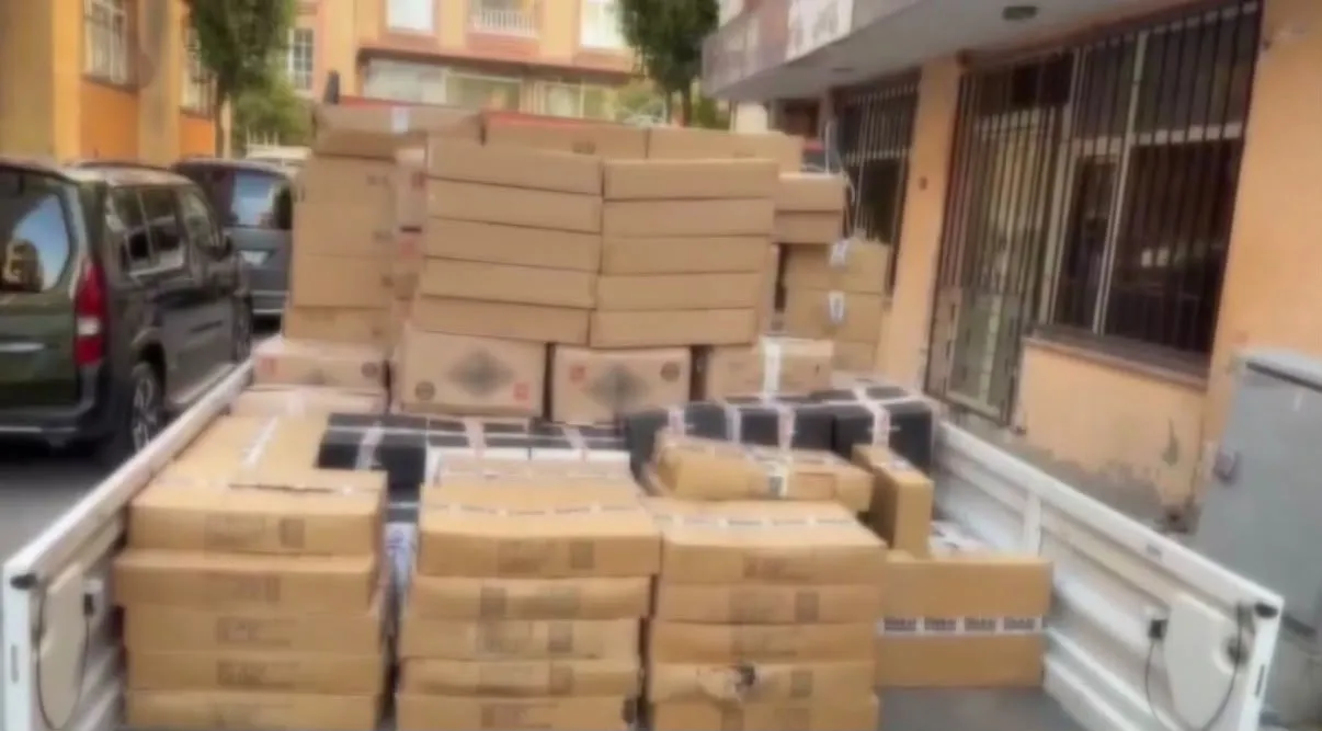 Bağcılar’da sahte parfüm imalathanesine polis baskını