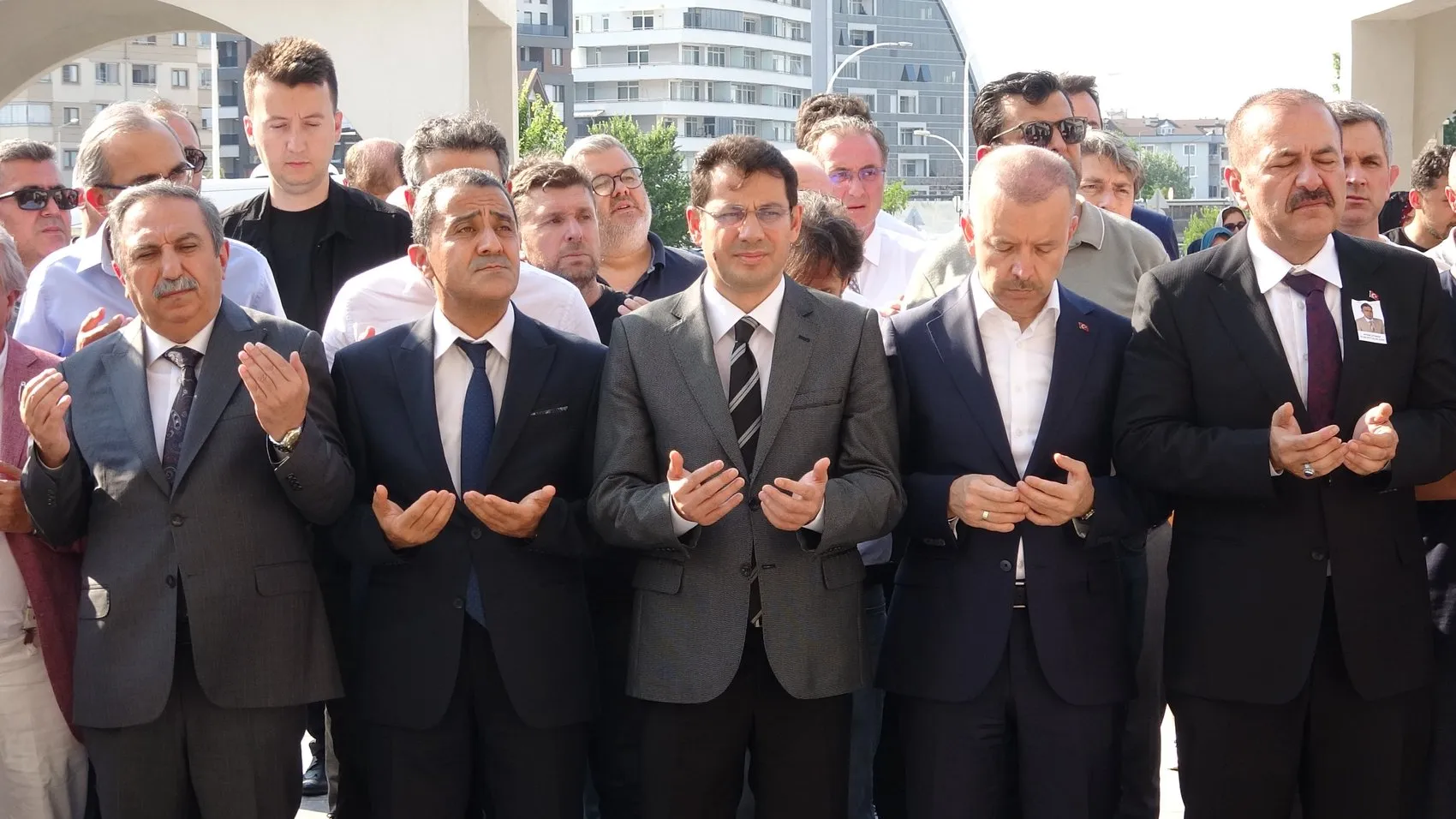 Savcı Ayhan Uyumaz son yolculuğuna uğurlandı
