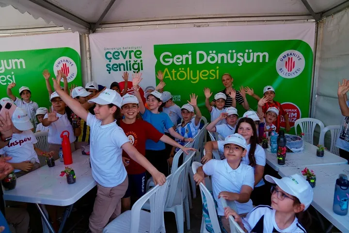 Ümraniye’de çocuklar geri dönüşümü oyunla öğrendi