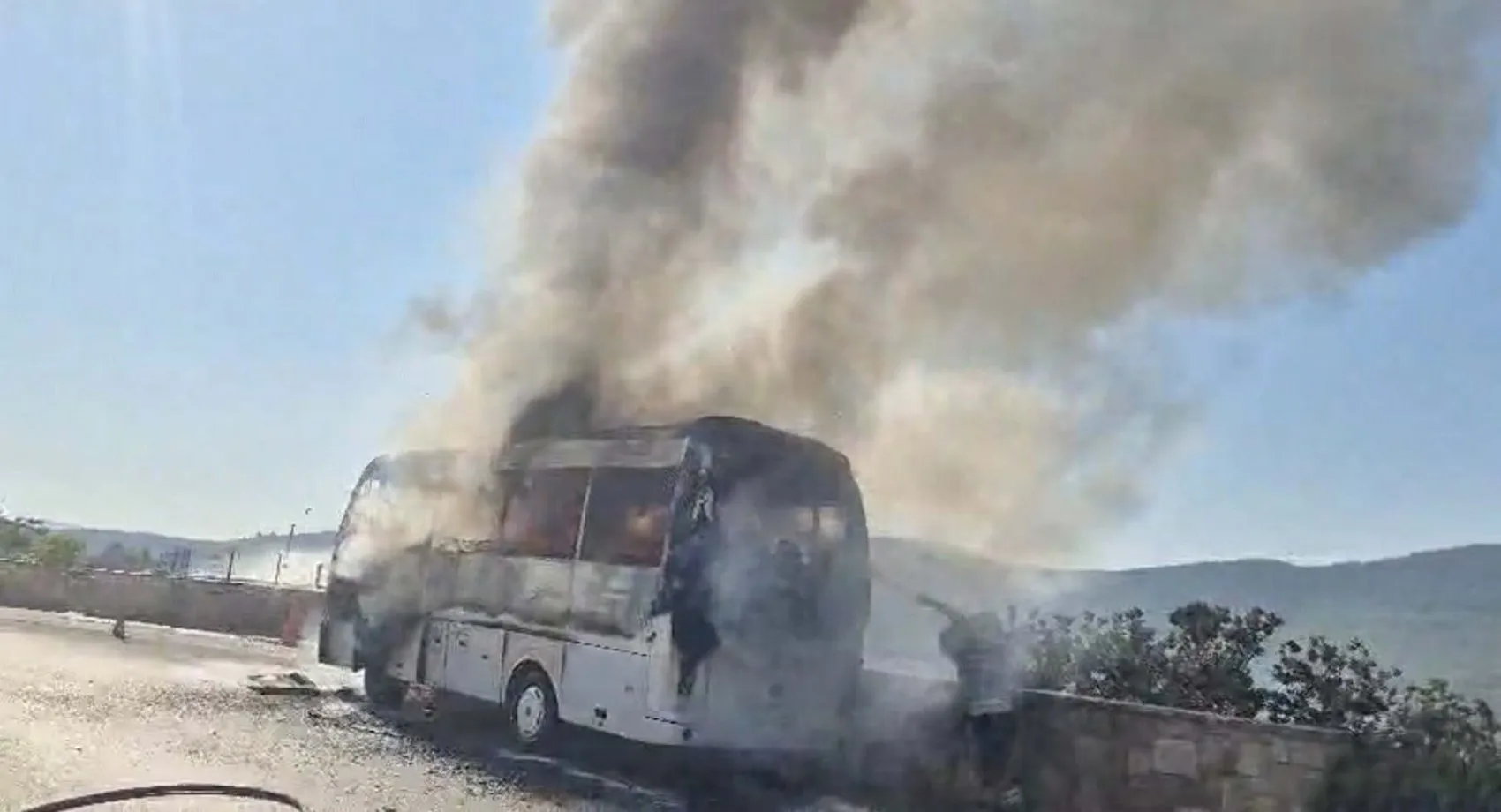 Bodrum yolunda korkutan araç yangını