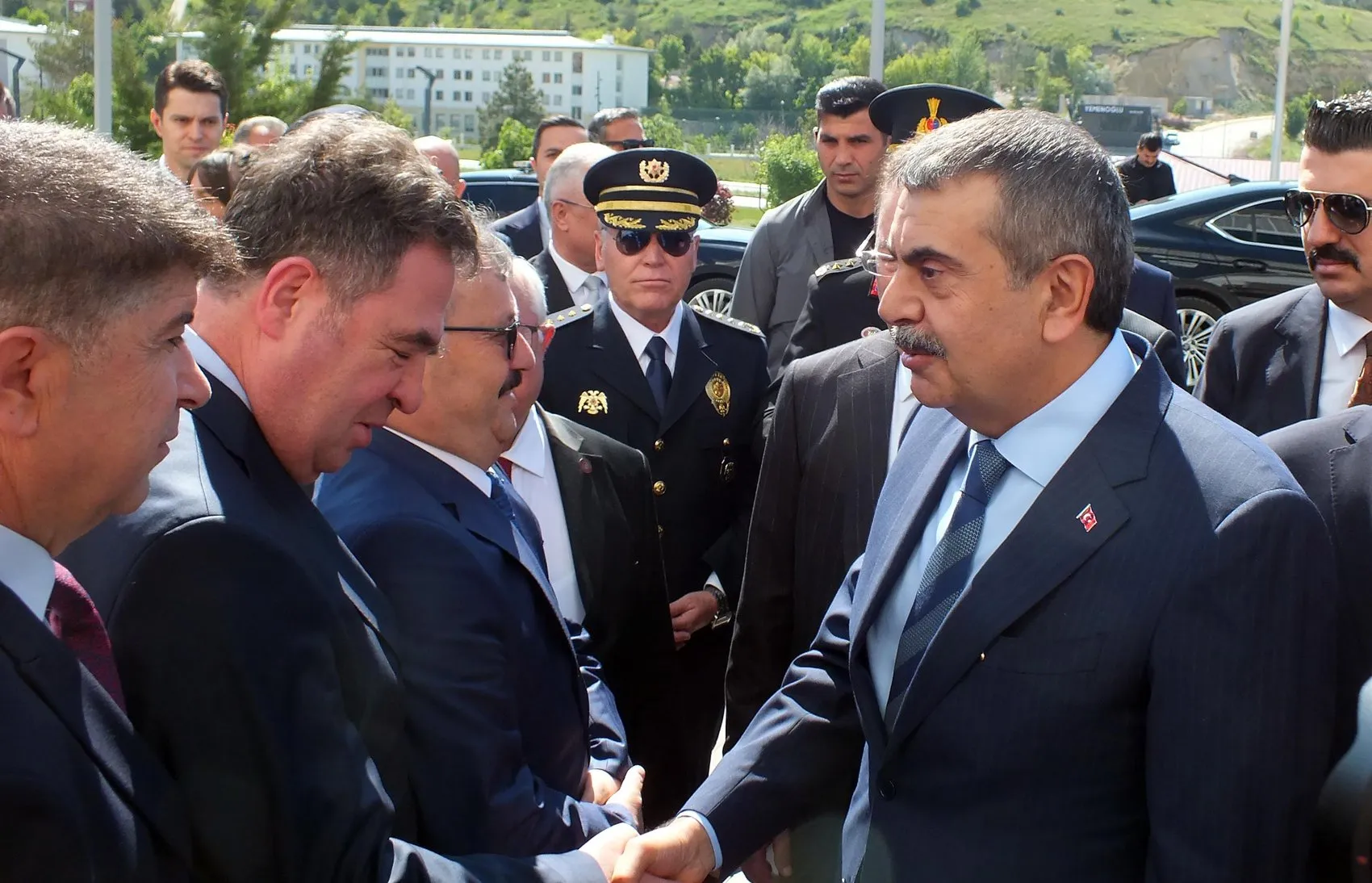 LGS yarın başlıyor 1 milyondan fazla öğrenci ter dökecek