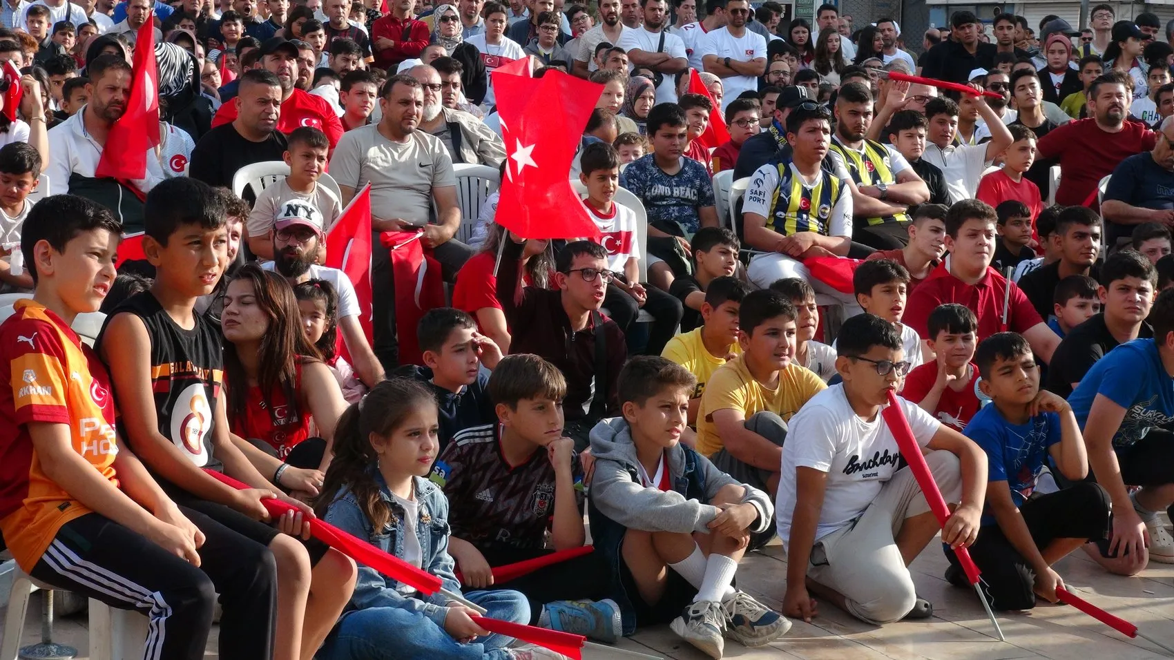 Kilis meydanında milli heyecan doruğa ulaştı