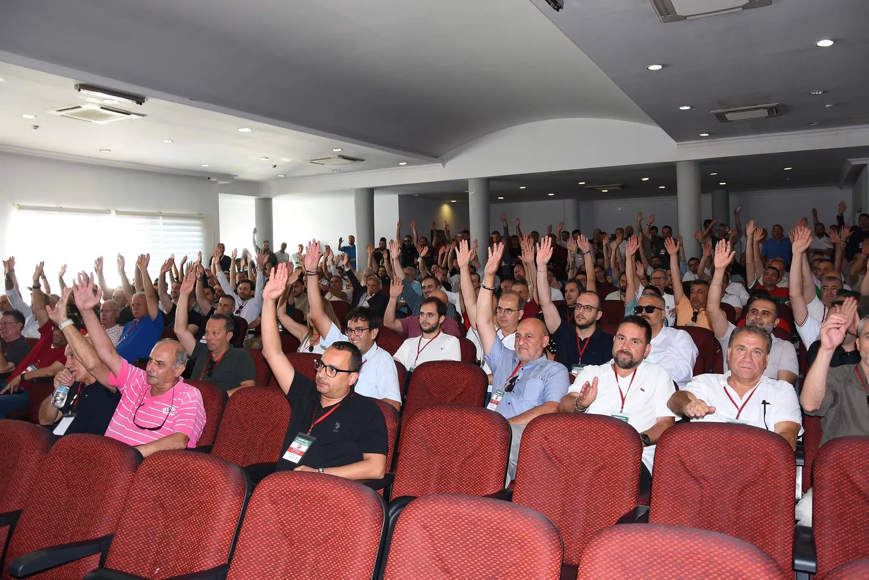 Karşıyaka Spor Kulübü’nde Yiğit Tusder dönemi başladı
