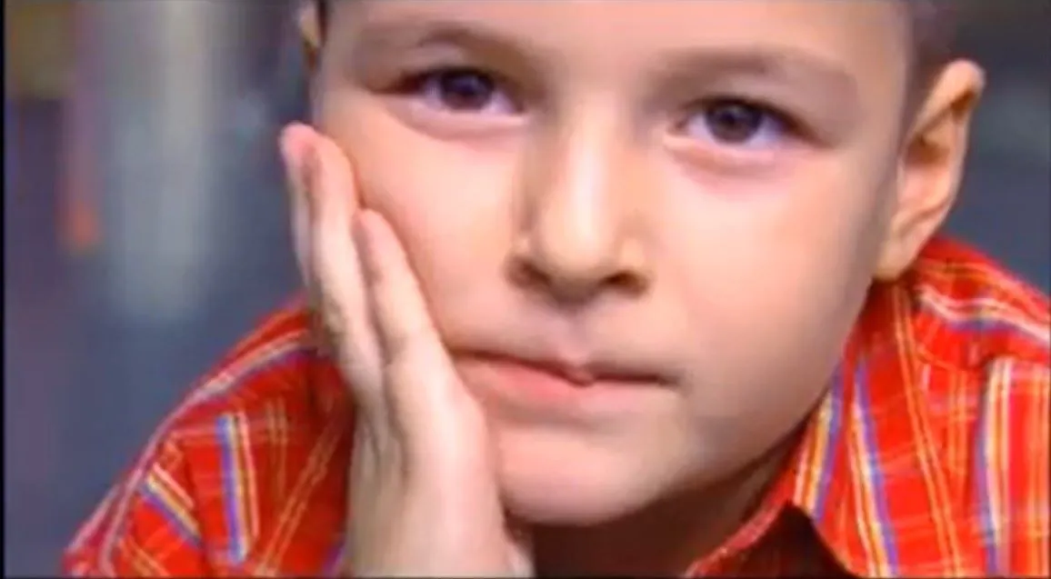 Reklam yüzü olduğu havayoluna kaptan oluyor