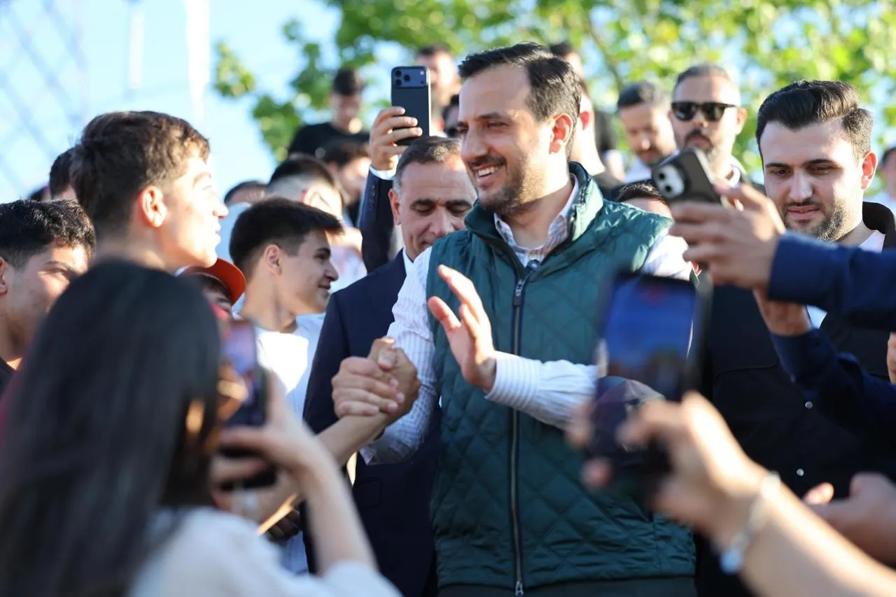 AK Parti gençleri Sultangazi'de düzenlenen yaz şöleninde bir araya geldi