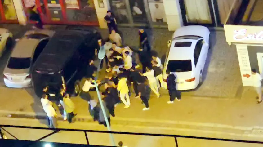 Esenyurt'ta düğün eğlencesi kavgayla bitti
