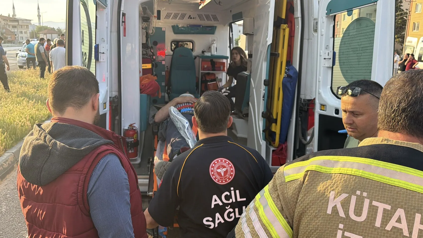 Kütahya’da trafik kazası 17 yaşındaki genç hayatını kaybetti