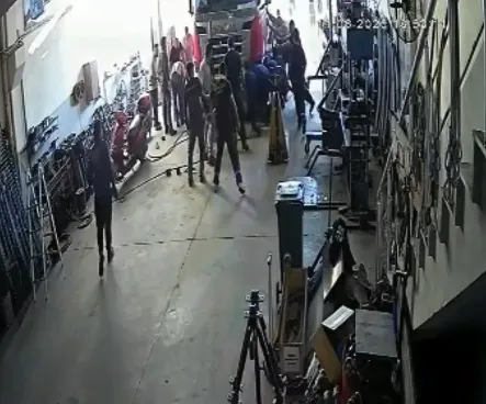 Aksaray'da sanayi sitesinde TIR faciasından dönüldü