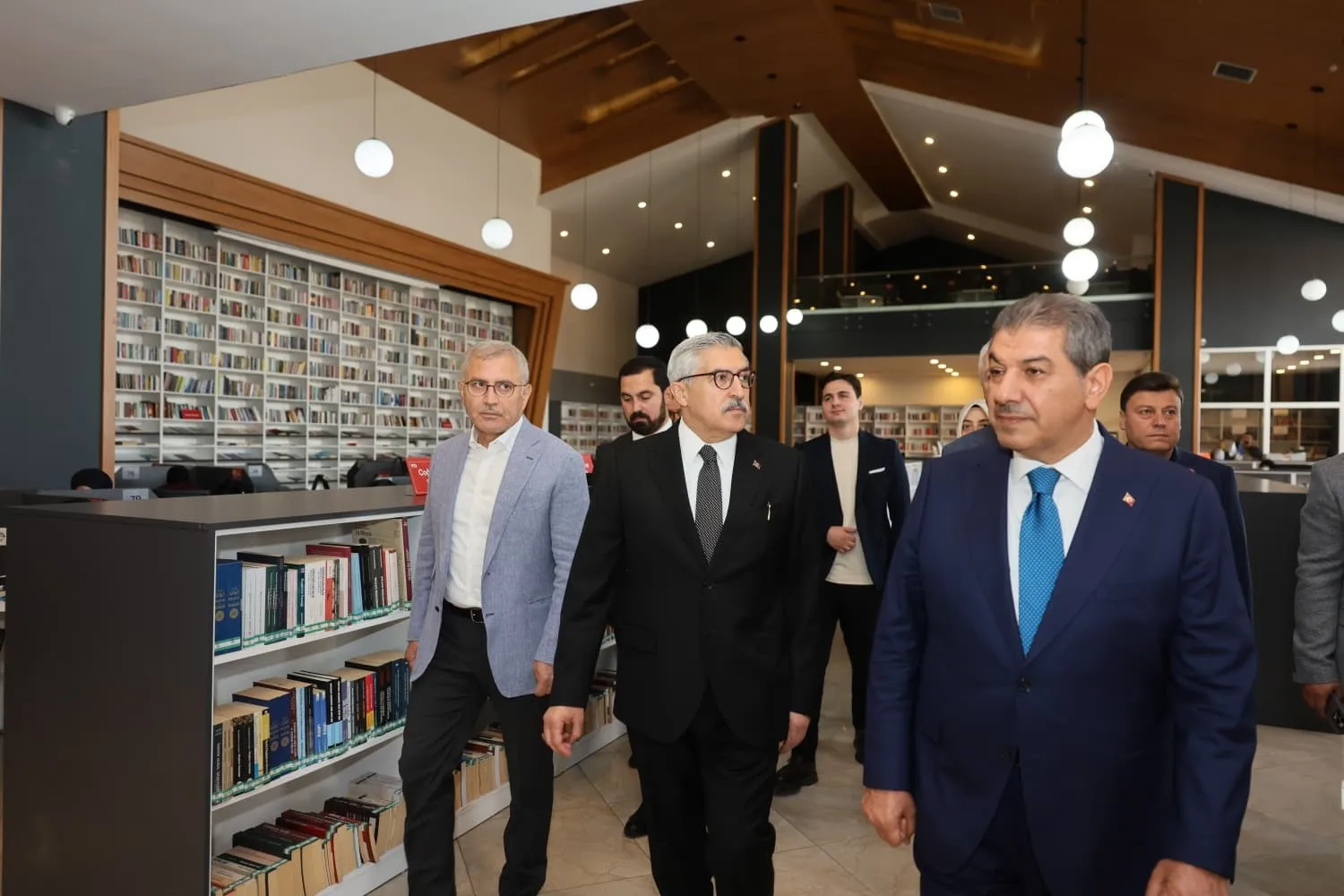 Esenler Cemil Meriç’in fikirlerini yeni nesille buluşturuyor