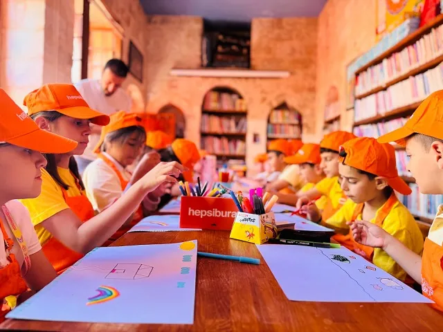 Mardinli çocuklar sanatla buluştu