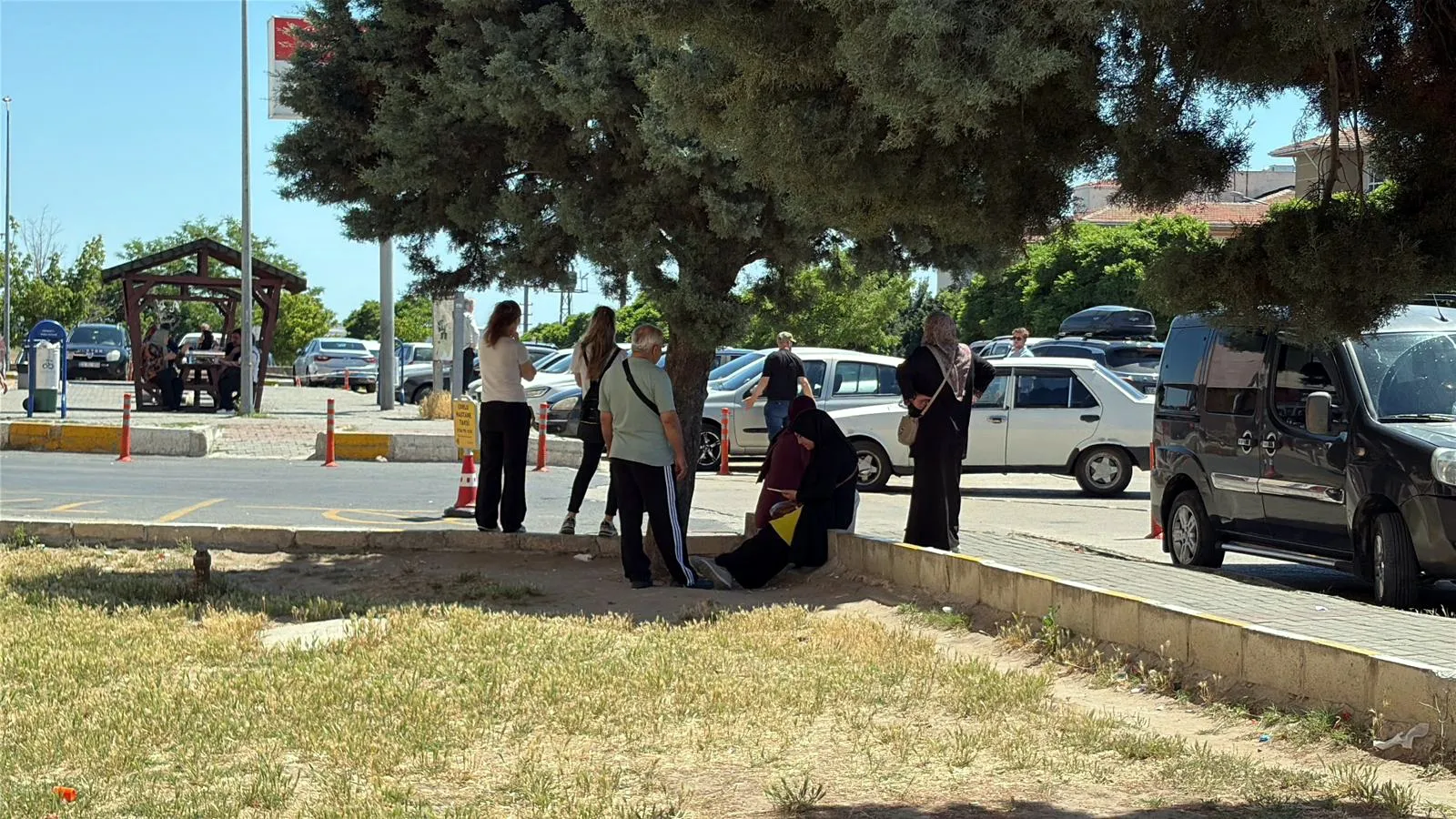 Tekirdağ'da düğün sonrası hastane kuyruğu