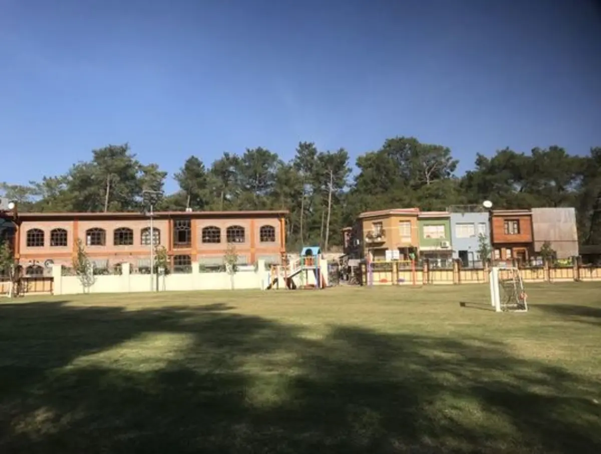 Yılmaz Erdoğan tasını tarağını toplayıp çiftlik kurdu! Organik tarım bile yapıyor 1