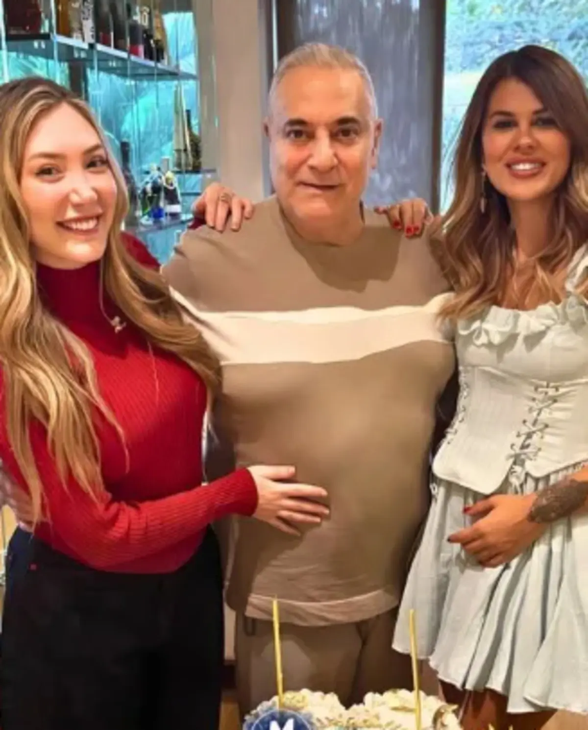 Yasmin Erbil babası Mehmet Ali Erbil in genç fenomenle anıldığını duyunca sitem etti 1