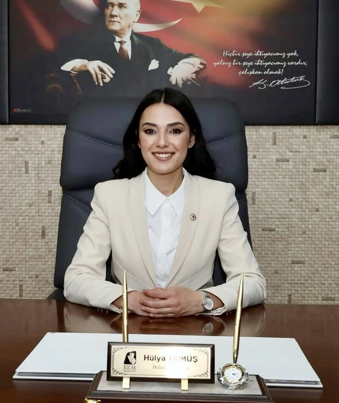 Burdur’da dört belediye başkanı partisinden ayrıldı