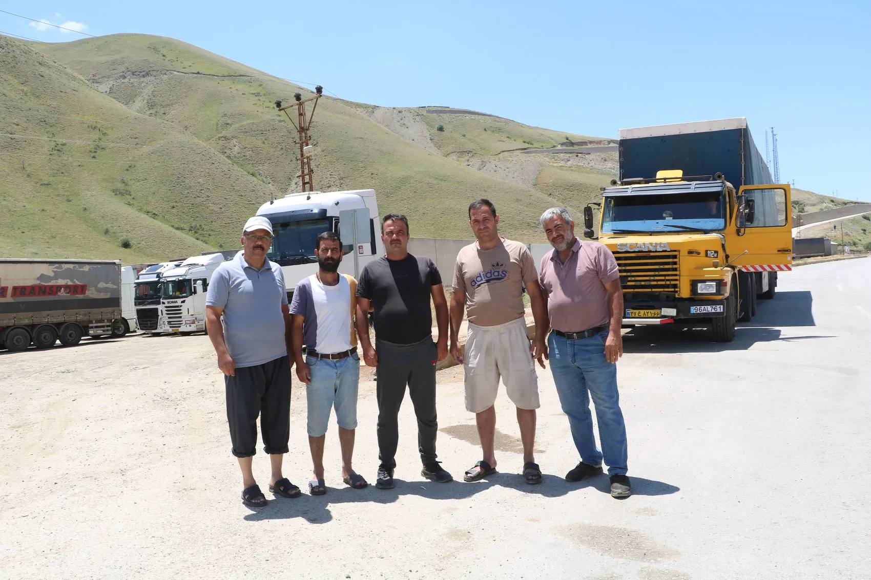 Esendere sınırında 12 kilometrelik TIR çilesi