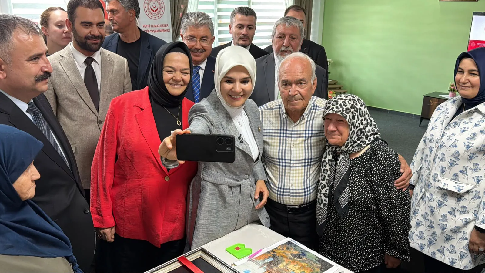Yaşlılar İçin Gündüz Bakım Merkezleri Yaygınlaşıyor